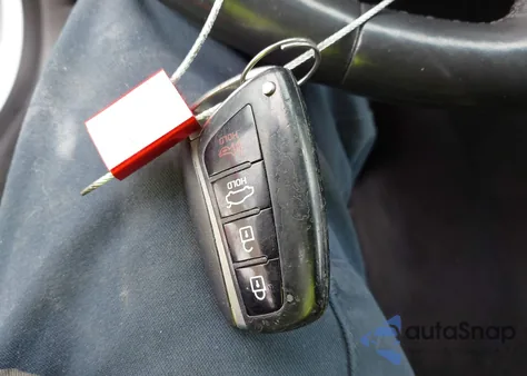 2015 Hyundai Genesis 3.8 из США, поврежденный, VIN KMHGN4JE2FU046038